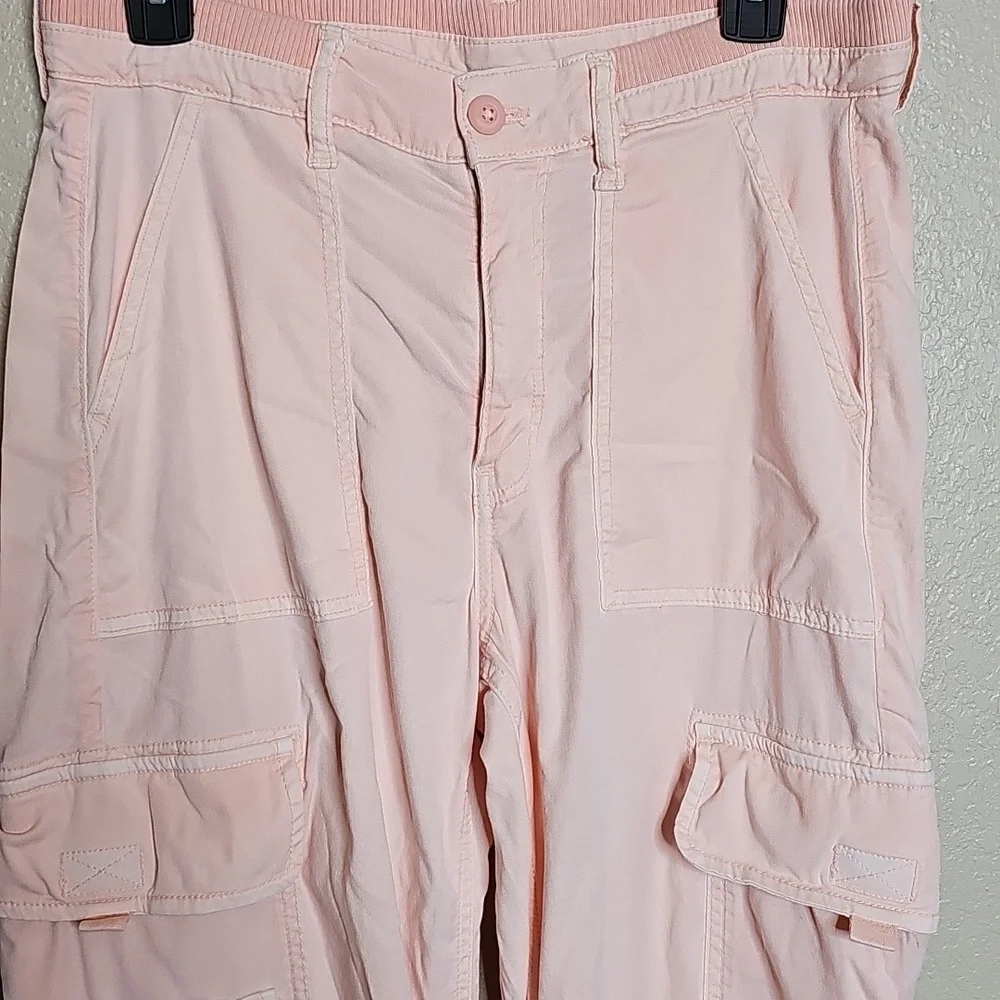 American Eagle Dreamy Drape Stretch Cargo Super High Waist Baggy Pants 6 Peach - Picture 3 of 10
